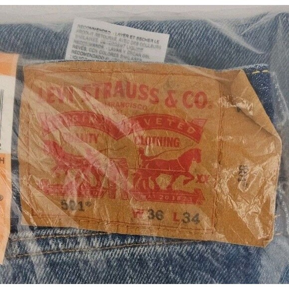 Levi's Men's 501 Original Fit Jeans Straight Leg Button Fly 100% Cotton W36 X 34 - Picture 5 of 13